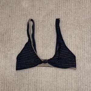 Selling acacia swimwear bikini top own ONLY ONCE!